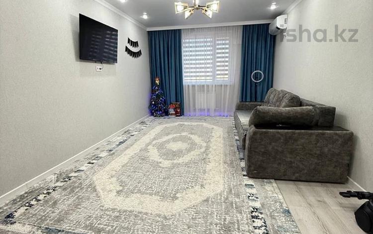 2-комнатная квартира · 77 м² · 5/5 этаж, 20-й мкр 24 за 16.9 млн ₸ в Актау — фото 2