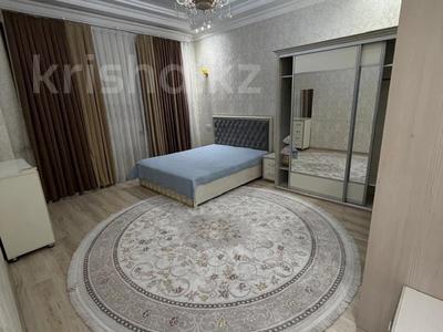 2-бөлмелі пәтер · 90 м² · 8/8 қабат, Туркестанская 55, бағасы: 300 000 ₸ в Шымкенте