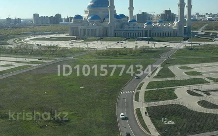 1-комнатная квартира · 42 м² · 16/16 этаж, Мангилик Ел 74 — Напротив главной мечети за 24.8 млн ₸ в Астане, Есильский р-н — фото 2
