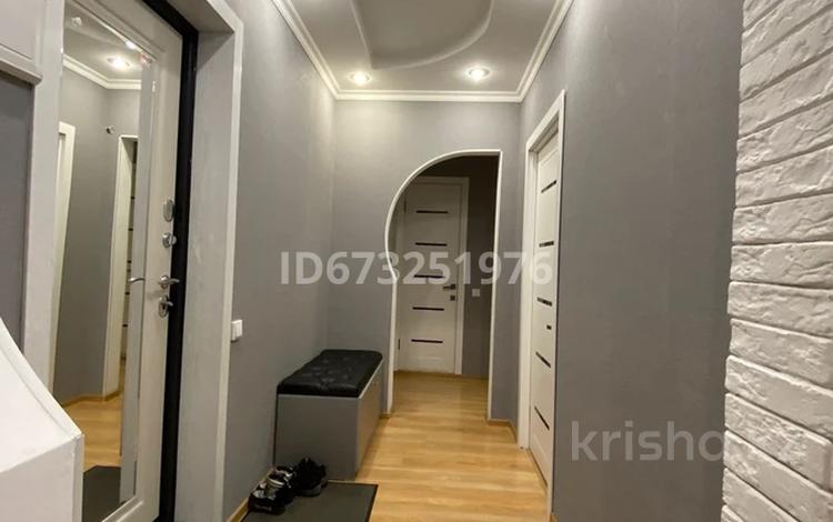 2-комнатная квартира, 50 м², 4/10 этаж, Сатпаева 12