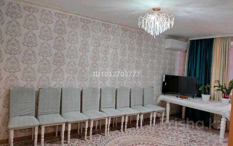 2-бөлмелі пәтер · 58 м² · 2/10 қабат, Набережная 83, бағасы: 18 млн ₸ в Актобе, мкр. Курмыш — фото 2