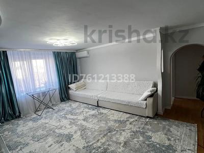 3-бөлмелі пәтер · 60 м² · 6/10 қабат, 2 ш/а. 285 — Братья Жубановых 285 рядом с Алтаем 1988 г. постройки кирпичный дом, бағасы: 21 млн ₸ в Актобе, мкр 8