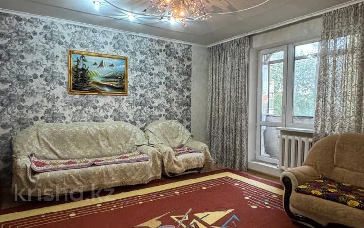 3-комнатная квартира · 65 м² · 6/9 этаж, мкр Юго-Восток, мкр Степной 4 24 за 25.5 млн ₸ в Караганде, Казыбек би р-н — фото 2