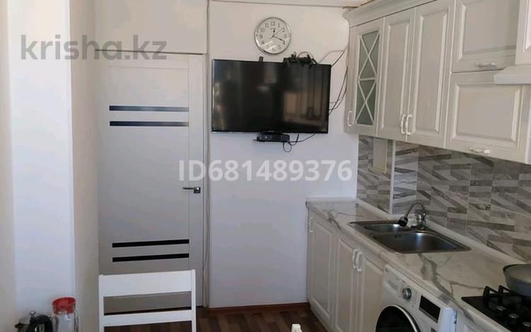 2-бөлмелі пәтер, 54 м², 5/5 қабат, Улы дала 15 микр. 20 дом, бағасы: 15.5 млн 〒 в Таразе — фото 8