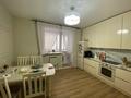3-бөлмелі пәтер · 76 м² · 8/12 қабат, Карагацлы 47а — Срочно продам кв 3 ком қарагайлы, бағасы: 38.5 млн ₸ в Семее