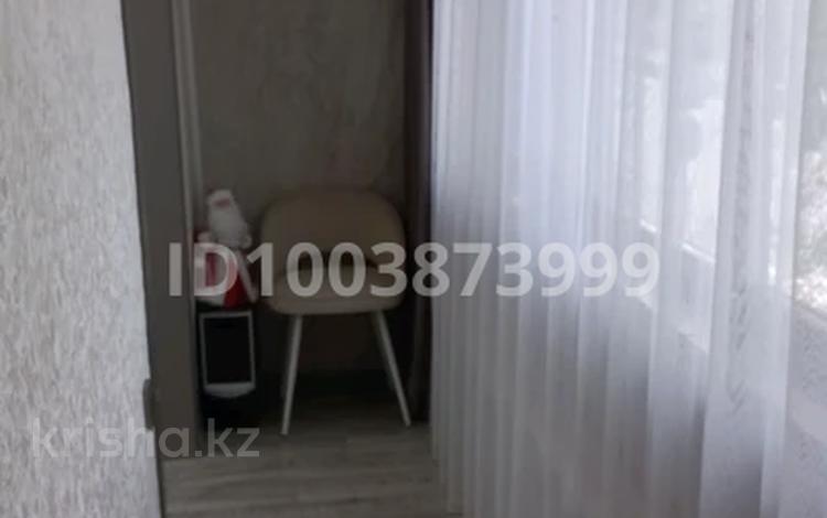 3-комнатная квартира · 56.8 м² · 2/2 этаж, Боронина 96 — Боронина-Некрасова за 20 млн ₸ в Балкашине — фото 2