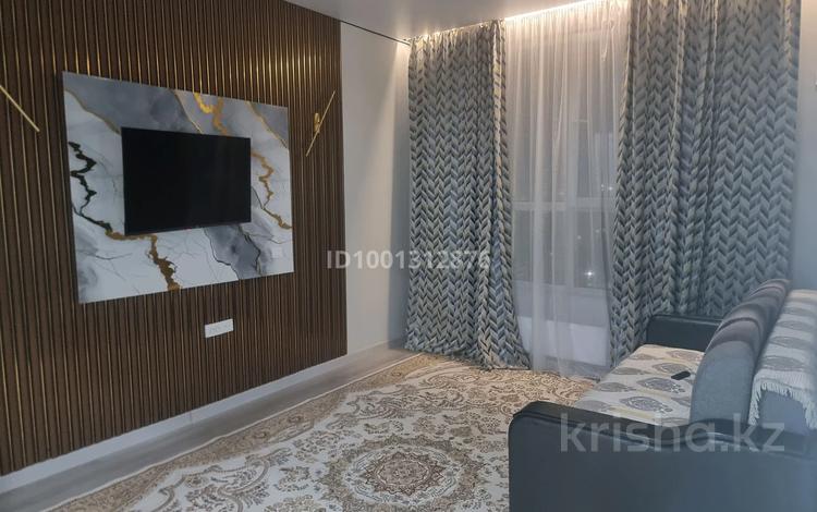 2-комнатная квартира · 45 м² · 10/12 этаж, Тастак-1 м-н 31 за 18 000 ₸ в Алматы, Ауэзовский р-н — фото 3