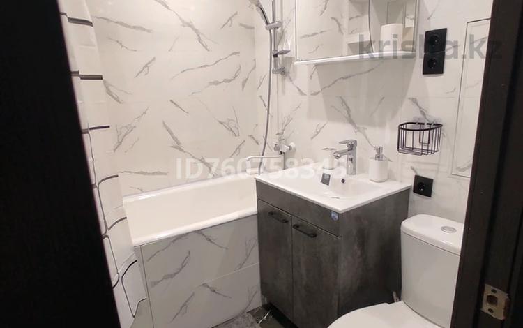 1-комнатная квартира · 31.1 м² · 3/5 этаж, Казахстан 77 — На противоположной стороне от магазина Берёзка за 180 000 ₸ в Усть-Каменогорске, Ульбинский — фото 2
