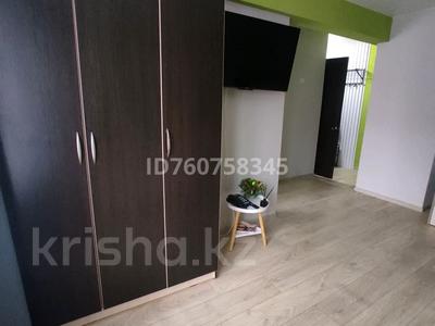 1-комнатная квартира · 31.1 м² · 3/5 этаж, Казахстан 77 — На противоположной стороне от магазина Берёзка за 175 000 〒 в Усть-Каменогорске, Ульбинский