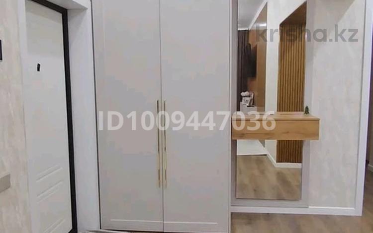 3-комнатная квартира · 80 м² · 2/5 этаж, мкр Юго-Восток 1/9 за 50 млн ₸ в Караганде, Казыбек би р-н — фото 2