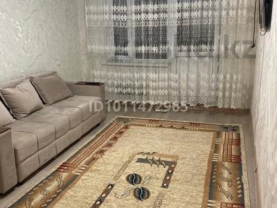 2-бөлмелі пәтер · 60 м² · 3/5 қабат, Жастар 40 — Ракишева алдабергенова, бағасы: 140 000 〒 в Талдыкоргане, мкр Жастар