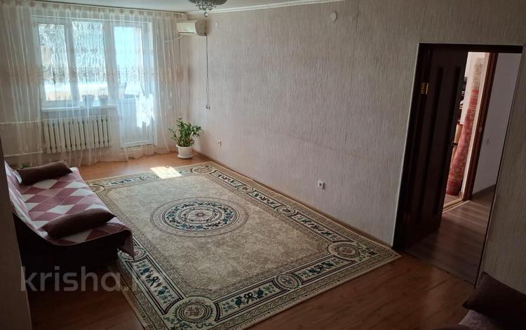 2-комнатная квартира · 75 м² · 9/10 этаж, Набрежная за 16.8 млн ₸ в Актобе, мкр. Курмыш — фото 2