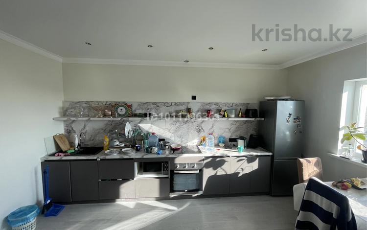 3-комнатная квартира · 73 м² · 10/10 этаж, Кордай 100 за 32 млн ₸ в Астане, Сарайшык р-н — фото 2