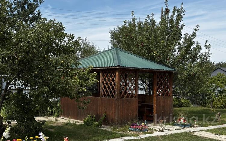 Отдельный дом · 2 комнаты · 50 м² · 8.5 сот., Черемушки 46 за 7.9 млн ₸ в Усть-Каменогорске — фото 2