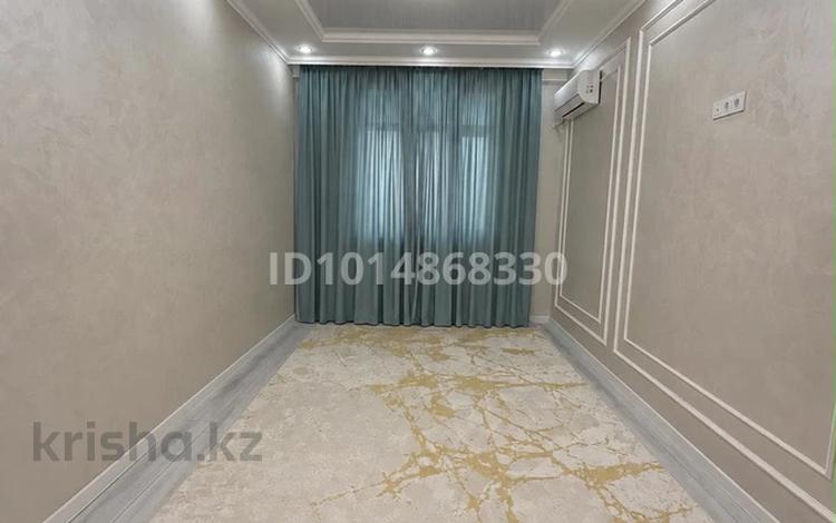 1-комнатная квартира · 41.9 м² · 3/5 этаж, мкр Самал, Абиш Кекілбаев 60А за 160 000 ₸ в Атырау — фото 2