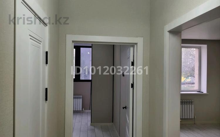 1-бөлмелі пәтер · 41 м² · 1/6 қабат, Майкудук, Майкудук, мкр Голубые пруды 7/14, бағасы: 21.5 млн ₸ в Караганде, Алихана Бокейханова р-н — фото 2
