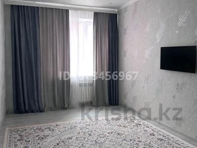 2-бөлмелі пәтер · 74 м² · 3/5 қабат, мкр. Алтын орда 50 е, бағасы: 35 млн ₸ в Актобе
