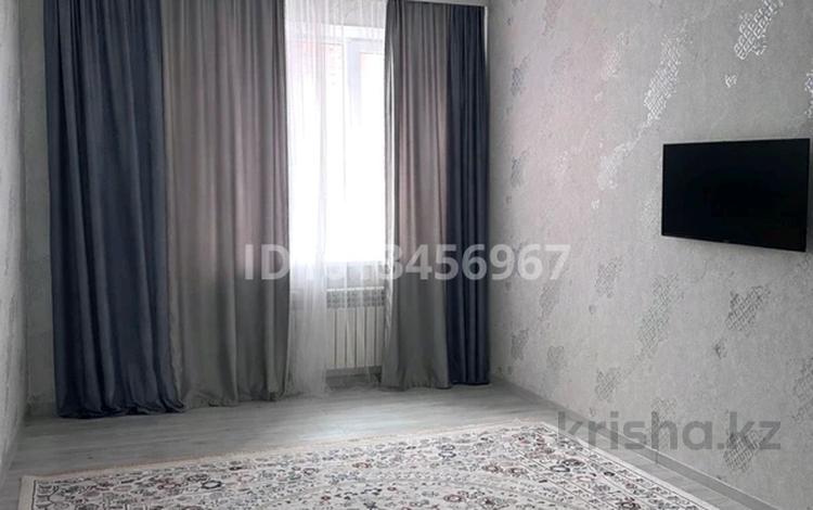 2-бөлмелі пәтер · 74 м² · 3/5 қабат, мкр. Алтын орда 50 е, бағасы: 35 млн ₸ в Актобе — фото 2