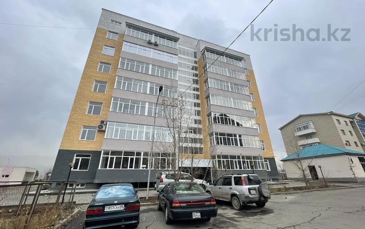 1-комнатная квартира, 78 м², 4/7 этаж, Каратал 63 за 30 млн 〒 в Талдыкоргане, Каратал — фото 9