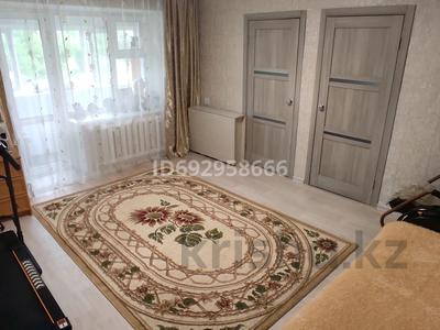 4-комнатная квартира · 68.7 м² · 2/2 этаж, 2 мкр д 8 — Налоговая за 16 млн 〒 в Аксае