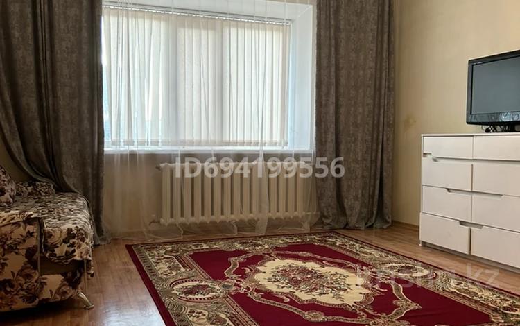 1-комнатная квартира, 40 м², 4/5 этаж помесячно, Кенесары 25