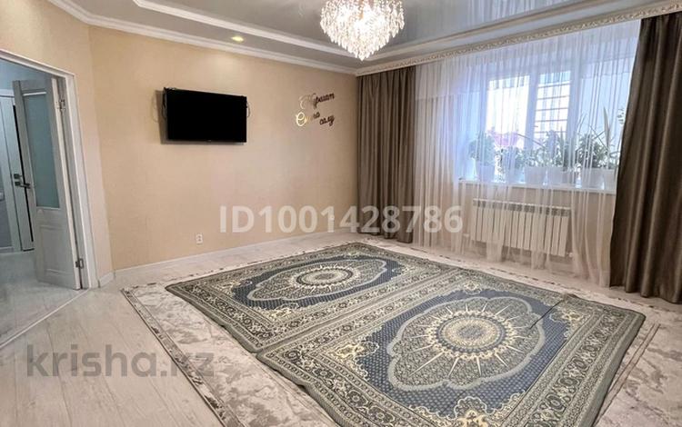 2-комнатная квартира · 86.1 м² · 5/6 этаж, мкр. Алтын орда, Мустафы Шокая 23 — Мәңгілік ел, Мұстафа Шоқай за 30 млн ₸ в Актобе — фото 2