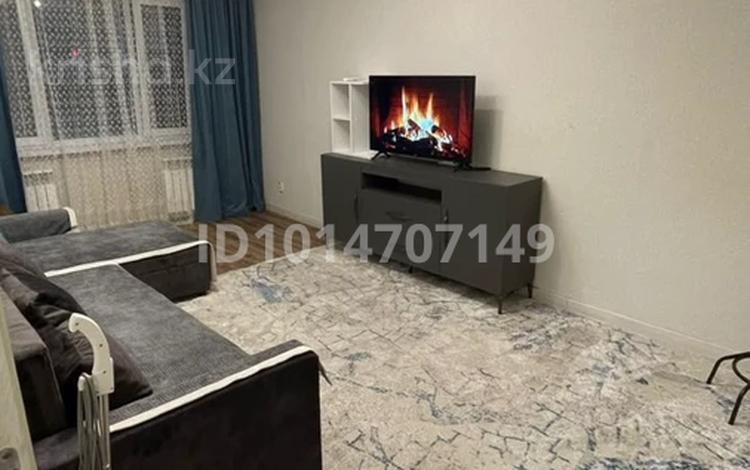 2-комнатная квартира · 46 м² · 1 этаж, мкр №3 25 — Абая Саина за 280 000 ₸ в Алматы, Ауэзовский р-н — фото 2