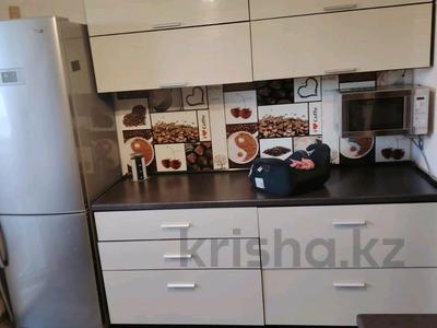 2-бөлмелі пәтер · 52 м² · 2/5 қабат, Брусиловского 34 — Тд цум, бағасы: 180 000 ₸ в Петропавловске