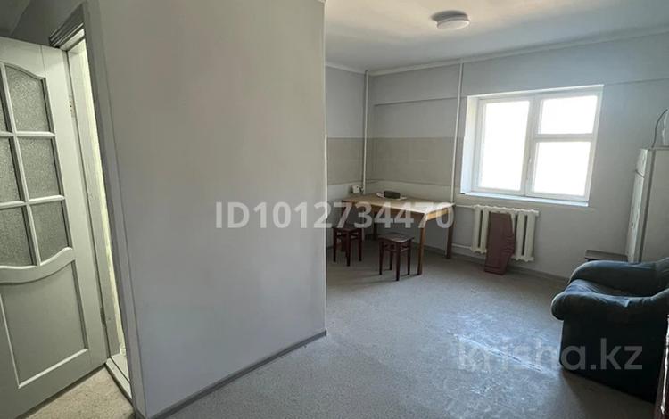 2-бөлмелі пәтер · 54.3 м² · 4/5 қабат, Гагарина 6, бағасы: 20 млн ₸ в  — фото 2