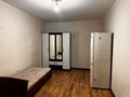 1-комнатная квартира · 54 м² · 5/9 этаж, мкр Акбулак 131 за 200 000 ₸ в Алматы, Алатауский р-н — фото 2
