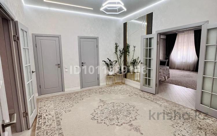 3-бөлмелі пәтер · 130 м² · 1/9 қабат, 28-й мкр. 49, бағасы: 62 млн ₸ в Актау, 18-й мкр  — фото 2