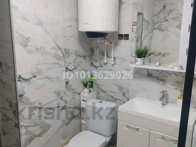 Жеке үй · 1 бөлме · 15 м², Казахстанская 1 — Живём в центре Борового .Рядом озеро ,кафе, магазины, бағасы: 40 000 ₸ в Бурабае