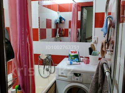 3-комнатная квартира · 53 м² · 5 этаж, Космонавтов 3 — Больничный комплекс за 180 000 〒 в Риддере