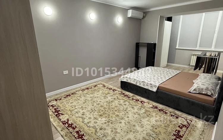 1-бөлмелі пәтер · 69 м² · 7/7 қабат, 11-ш/а., бағасы: 120 000 ₸ в Актау, 11-й мкр — фото 2