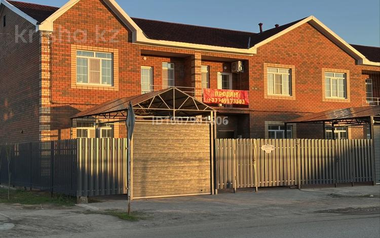 4-бөлмелі пәтер · 180 м², Жазира 82/6 — На пересечении улиц Коняхина-Жазира, бағасы: 67 млн ₸ в Уральске — фото 18