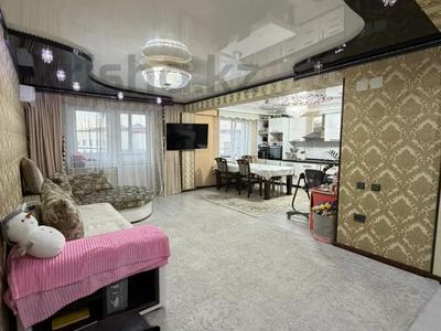 3-бөлмелі пәтер · 84 м² · 2/9 қабат, Увалиева 8/1, бағасы: 36.5 млн ₸ в Усть-Каменогорске
