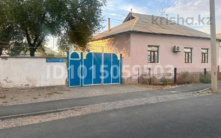 Отдельный дом · 5 комнат · 100 м² · 10 сот., Сулейменов 47 — Отарбаева за 20 млн ₸ в Туркестане — фото 9