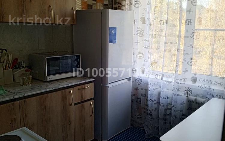 2-комнатная квартира · 49 м² · 4/4 этаж, 1 микрорайон — Находится рядом с центральной улицей, за домом парк, детская площадка за 10 000 ₸ в Новой бухтарме — фото 2