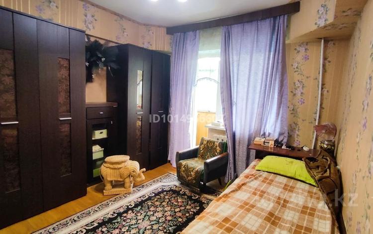 1 бөлме · 70 м² · 2/5 қабат, Байсеитова — Абая байсеитова, бағасы: 150 000 ₸ в Алматы, Бостандыкский р-н — фото 2