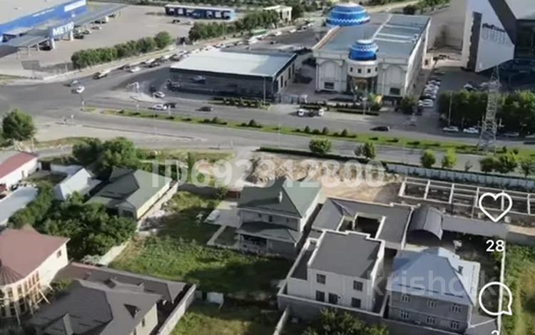 Отдельный дом · 4 комнаты · 400 м² · 8 сот., мкр Нурсат — Дом находится напротив акимата за 75 млн 〒 в Шымкенте, Каратауский р-н — фото 16