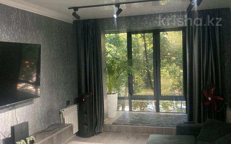 3-комнатная квартира · 57 м² · 2/5 этаж, Байтурсынова 17б — Агентство за 200 000 ₸ в Шымкенте, Аль-Фарабийский р-н — фото 2
