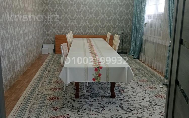 Отдельный дом · 5 комнат · 140 м² · 5.5 сот., Беделбаева — Напротив массив Арай за 32 млн 〒 в Таразе — фото 2