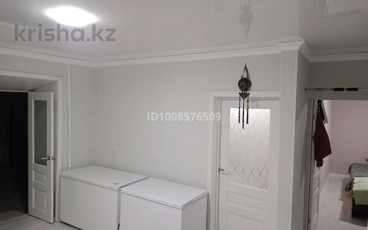 3-бөлмелі пәтер · 91.2 м² · 1/5 қабат, Аманжолова 38а — Шевченко, бағасы: 35 млн ₸ в Жезказгане — фото 2