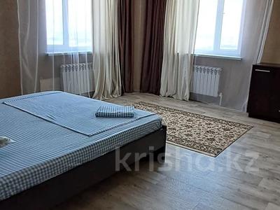 2-комнатная квартира · 90 м² · 18/25 этаж, мкр 11 112г за 20 000 ₸ в Актобе