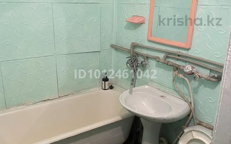 1-бөлмелі пәтер · 31 м² · 2/4 қабат, Титова 151, бағасы: 85 000 ₸ в Семее — фото 2