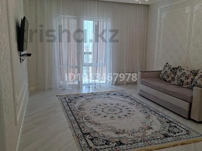 2-комнатная квартира · 81 м² · 8/14 этаж, Байтерекова 100/4 за 300 000 ₸ в Шымкенте, Каратауский р-н