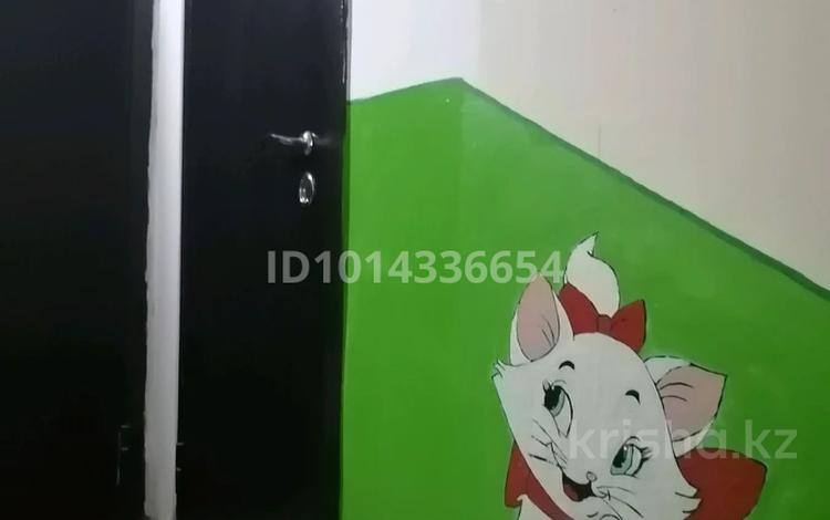 2-бөлмелі пәтер · 54.4 м² · 5/5 қабат, 2 ш/а. 300, бағасы: 16 млн ₸ в Актобе, мкр 8 — фото 2