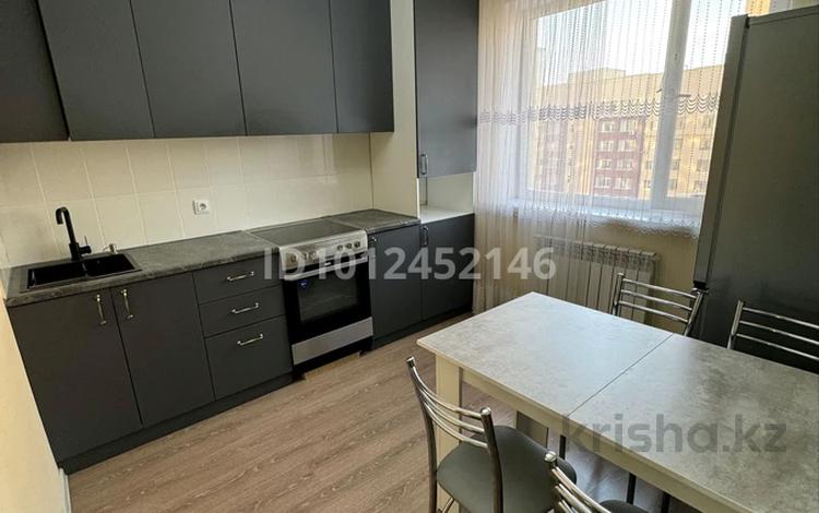 1-комнатная квартира · 40 м² · 8/12 этаж, ул. Абикен Бектуров 17 — Binom за 25 млн ₸ в Астане, Есильский р-н — фото 2