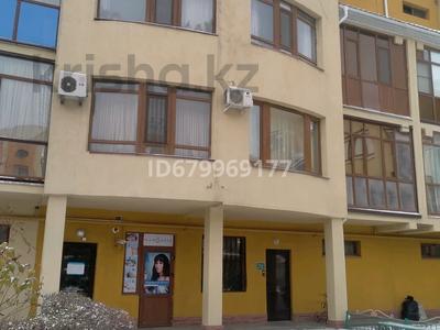 Салоны красоты · 37 м² за 18 млн ₸ в Актобе, мкр 12