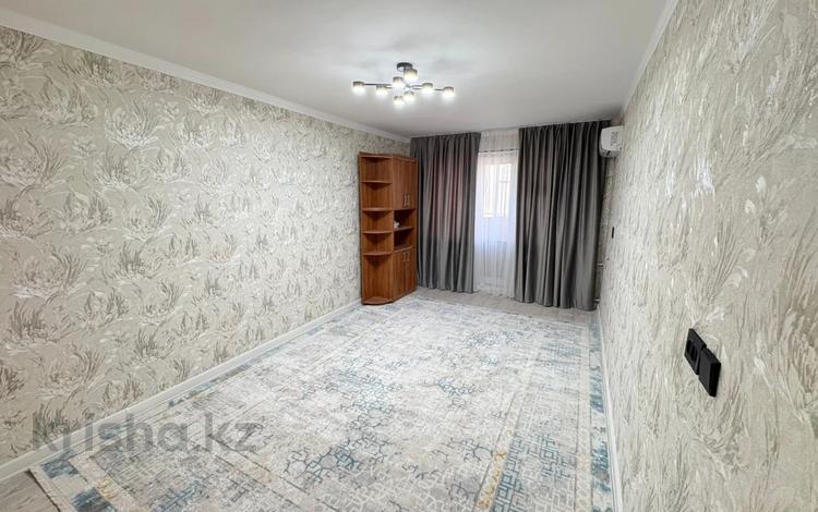 2-бөлмелі пәтер · 45 м² · 4/4 қабат, МОЛДАГУЛОВА — КОЛОС - памятник Молдагуловой, бағасы: 15.3 млн ₸ в Шымкенте, Аль-Фарабийский р-н — фото 2
